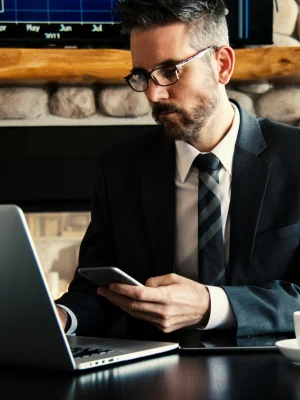 Equipo de abogados especializados en derecho procesal, laboral e inmobiliario